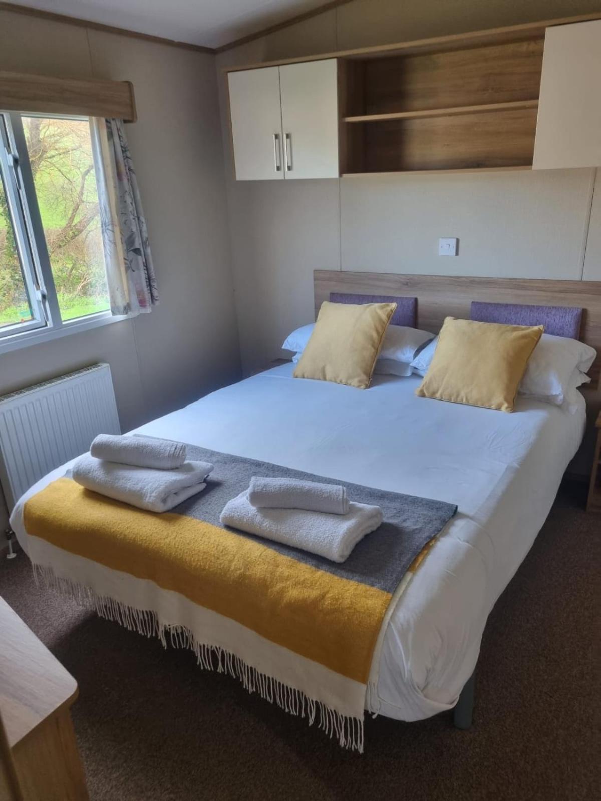 Newquay Bay Porth Caravan - 6 Berth Esterno foto
