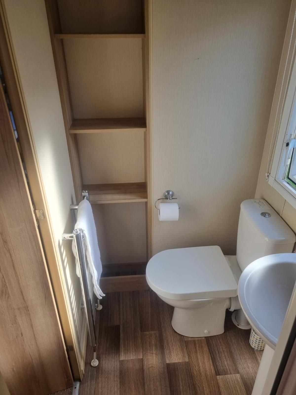 Newquay Bay Porth Caravan - 6 Berth Esterno foto